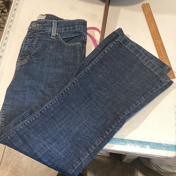 Levi's Perfectly Slimming Boot Cut 512 Jeans 10 Short Medium Cotton Blend - Picture 1 of 16